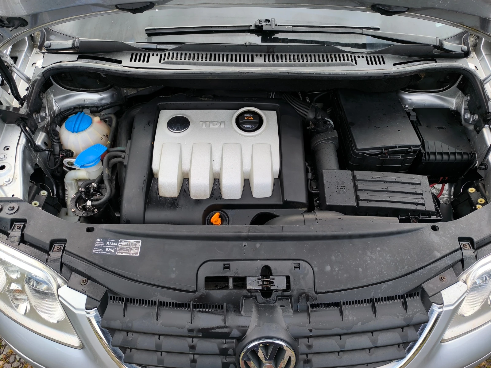 VW Touran -1.9TDI-105кс-6 -скорости-КЛИМАТИК-, снимка 16 - Автомобили и джипове - 55322841