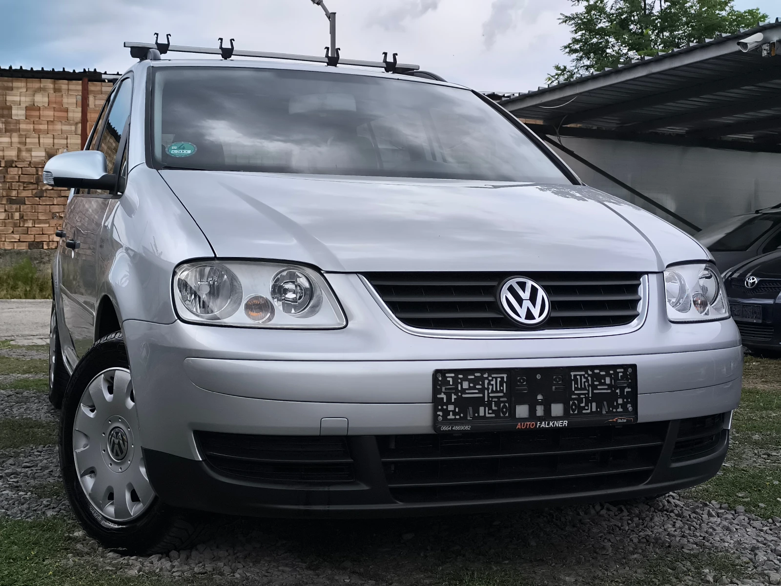 VW Touran -1.9TDI-105кс-6 -скорости-КЛИМАТИК-