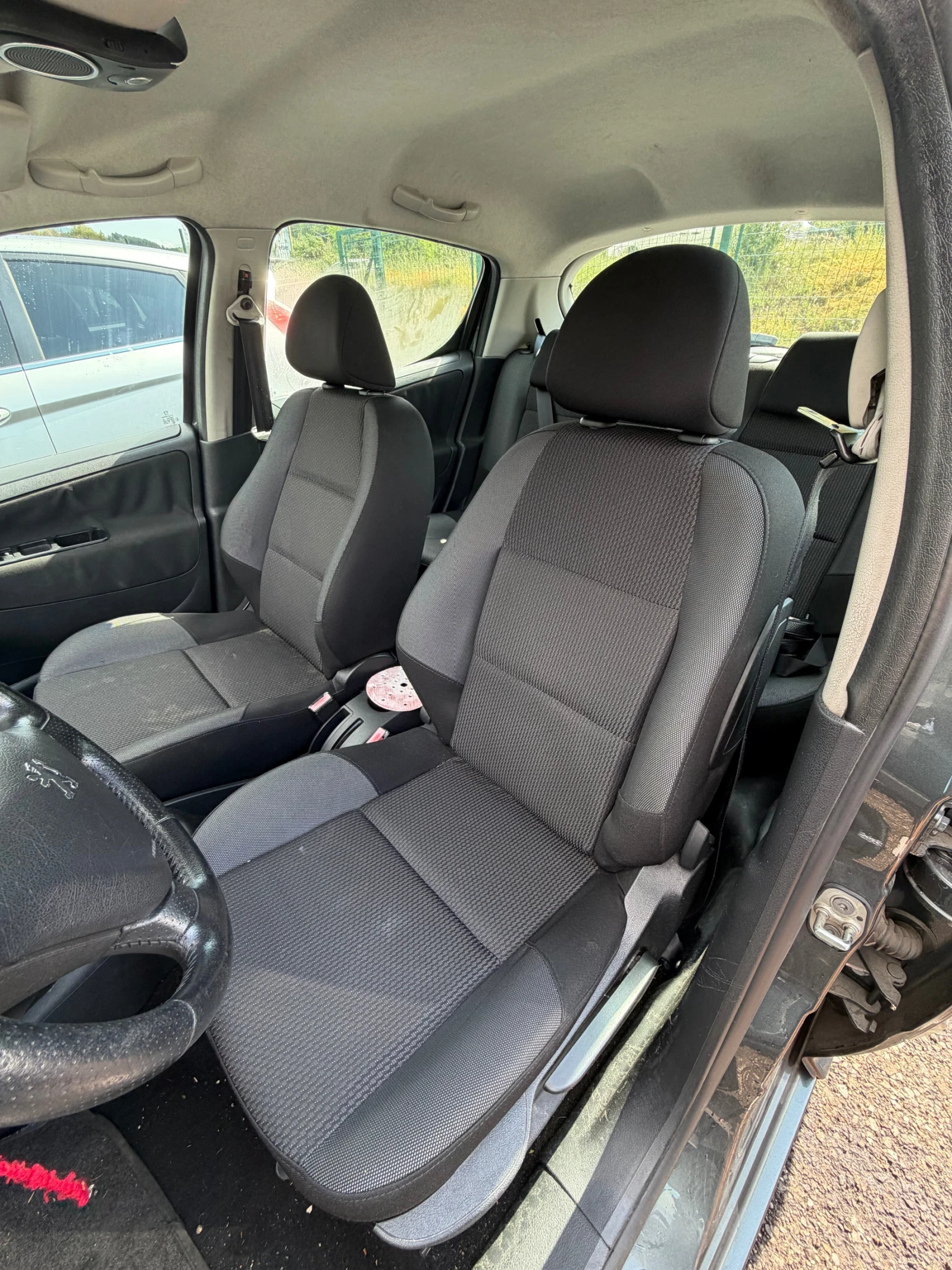 Peugeot 207 1.4 hdi 108 000 км, снимка 6 - Автомобили и джипове - 55367803