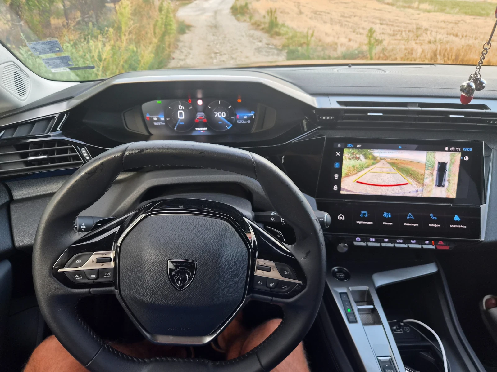 Peugeot 308 16 000 Km, снимка 10 - Автомобили и джипове - 55878618