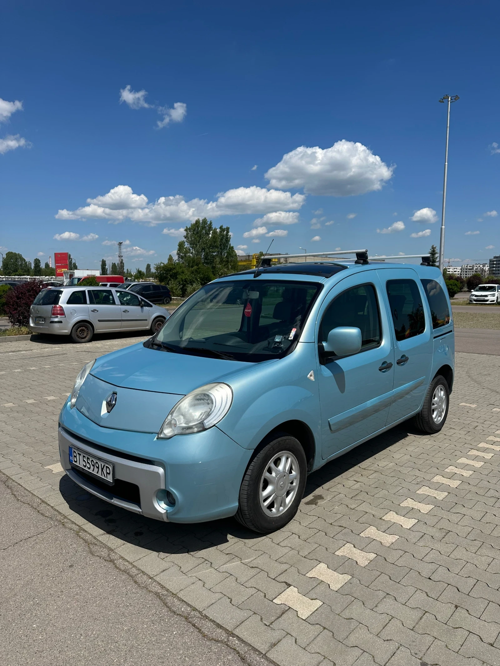 Renault Kangoo 1.6 ГАЗ автоматик