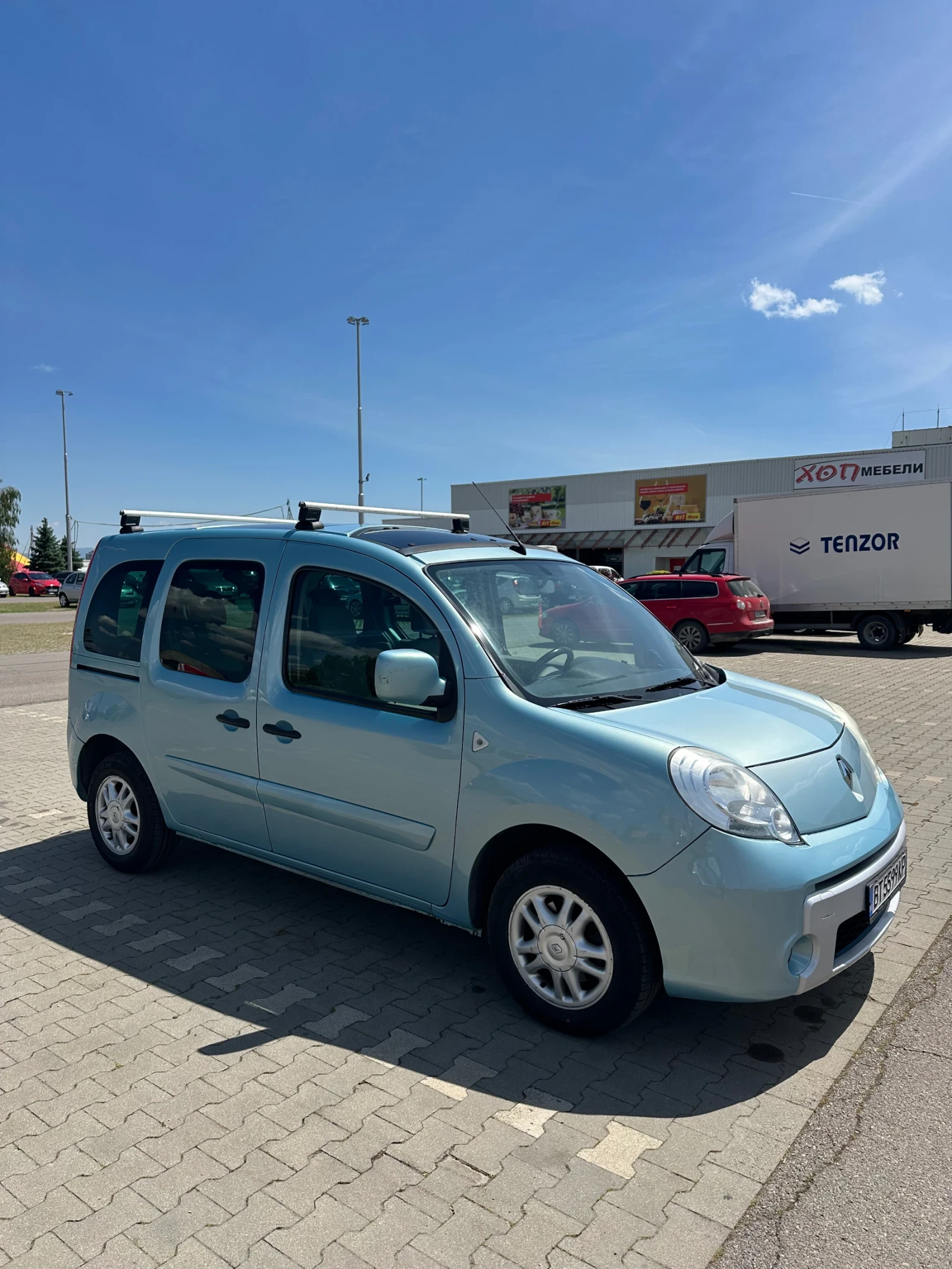 Renault Kangoo 1.6 ГАЗ автоматик, снимка 3 - Автомобили и джипове - 55942645