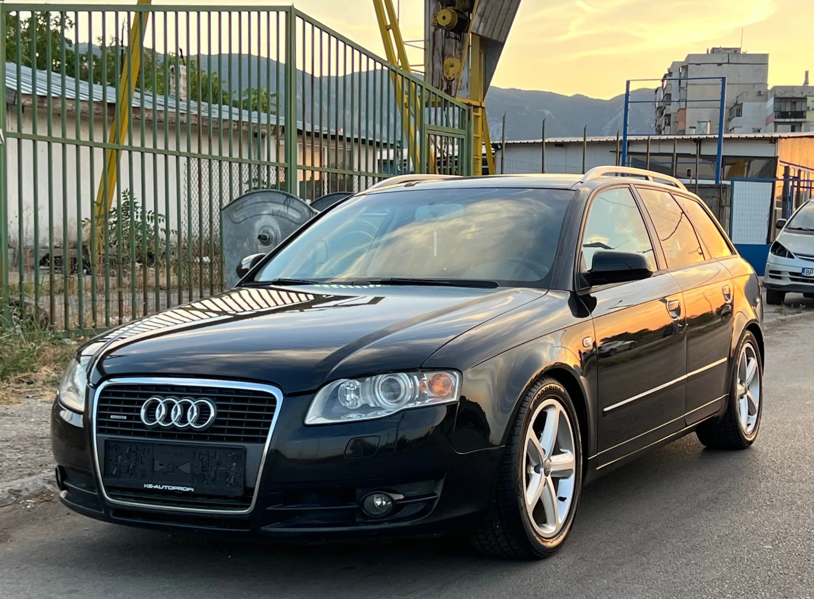 Audi A4 2.0TDi~140hp~S-LINE~QUATTRO.~8-КЛАПАНА. XENON.BOSE