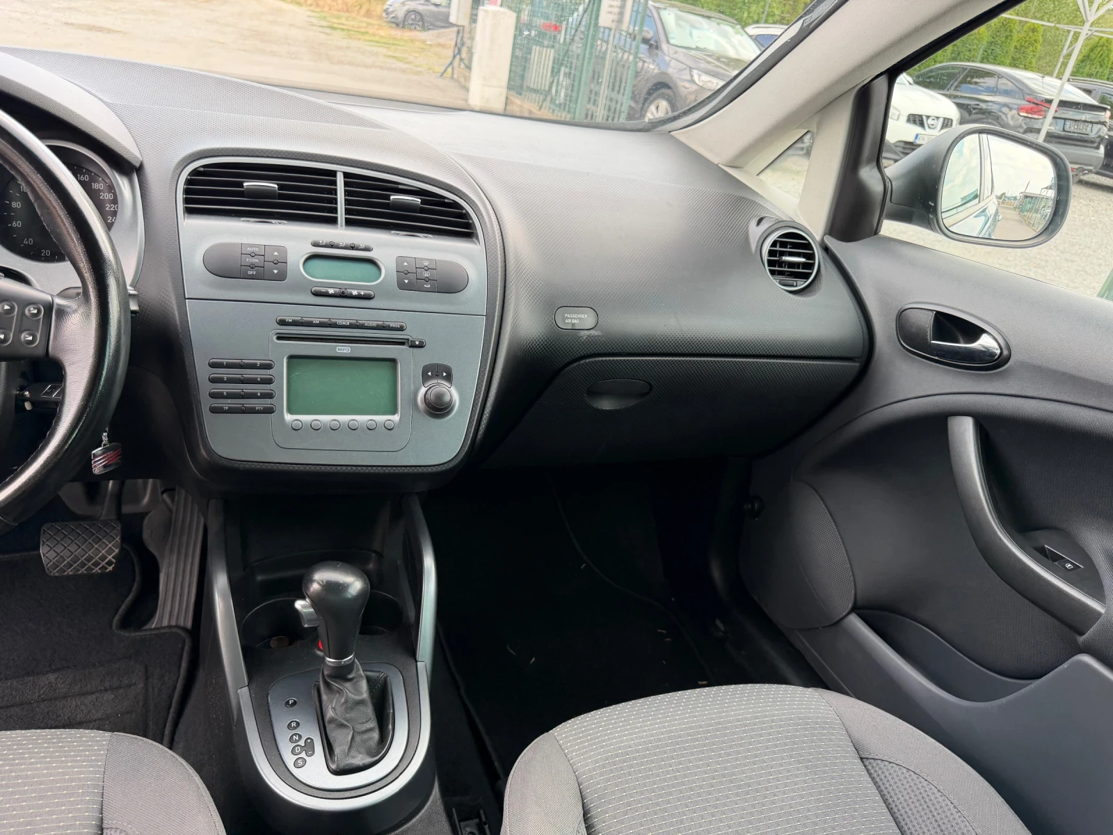Seat Altea 2.0TDI, снимка 12 - Автомобили и джипове - 56015519