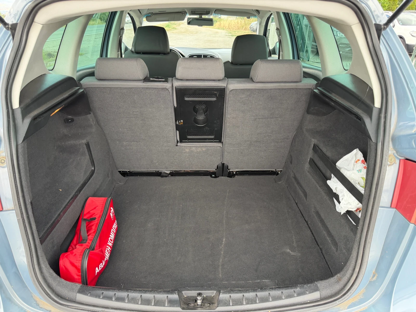 Seat Altea 2.0TDI, снимка 4 - Автомобили и джипове - 56015519
