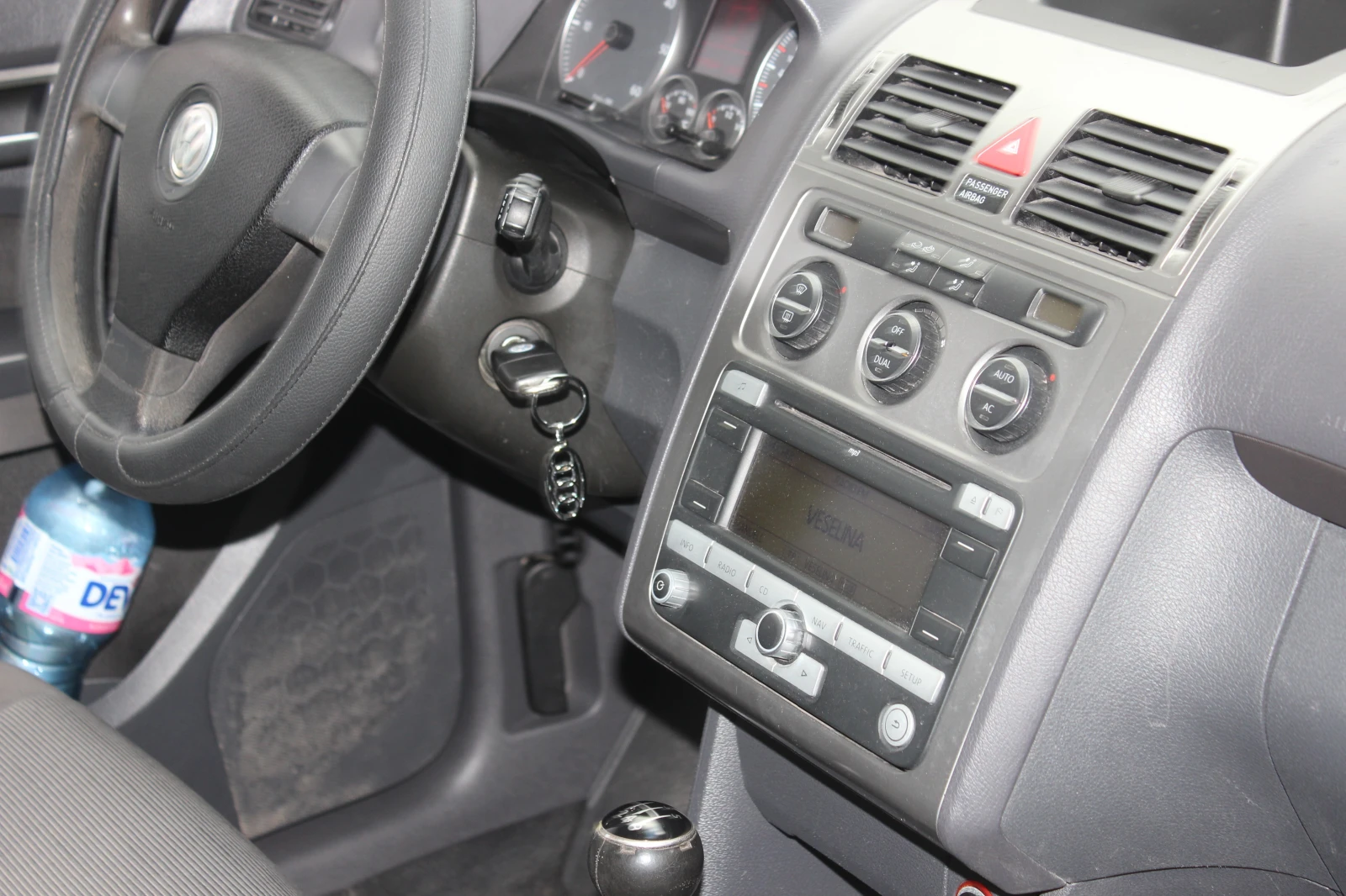 VW Touran, снимка 10 - Автомобили и джипове - 56234983