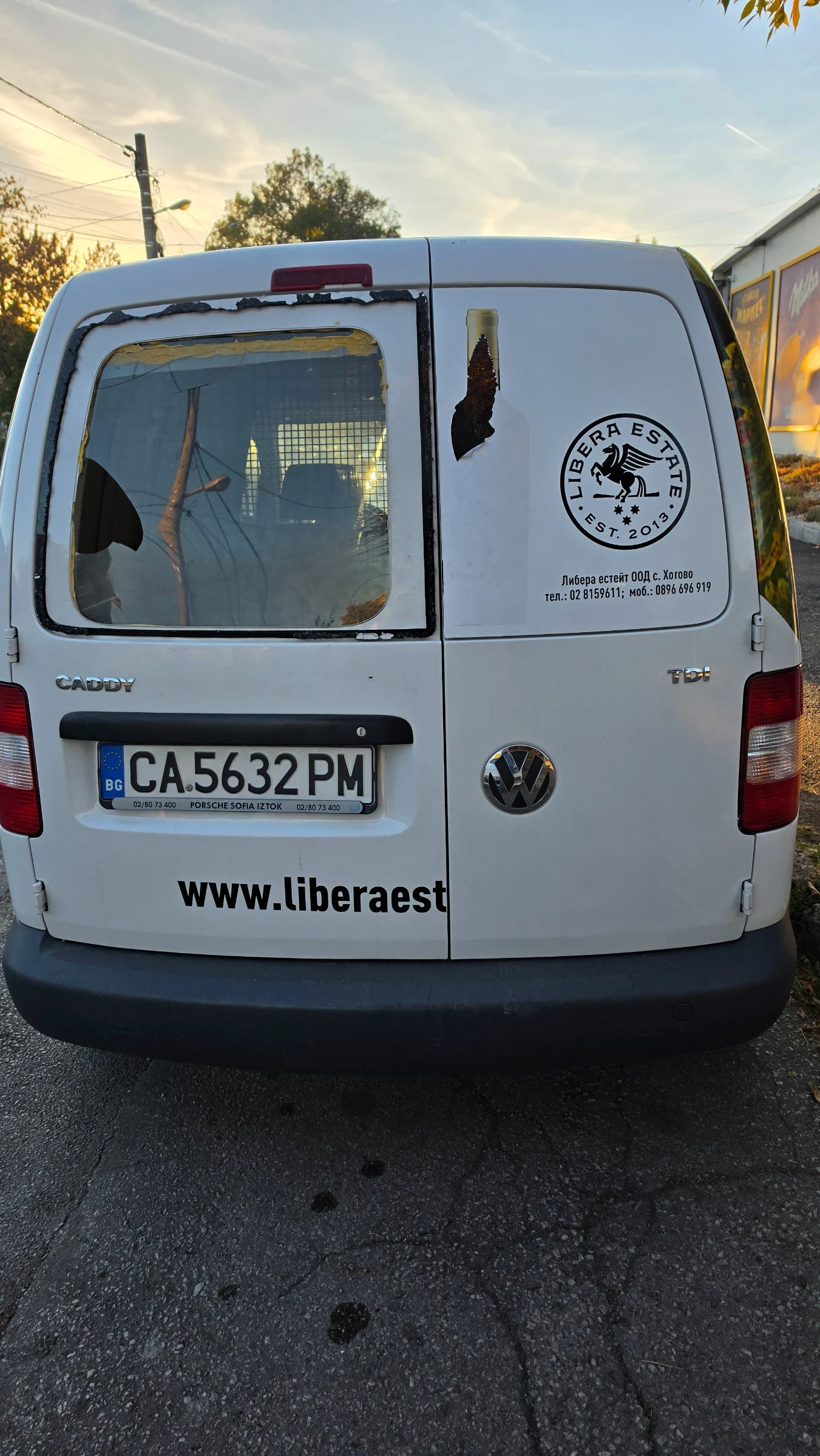 VW Caddy, снимка 9 - Автомобили и джипове - 56447025