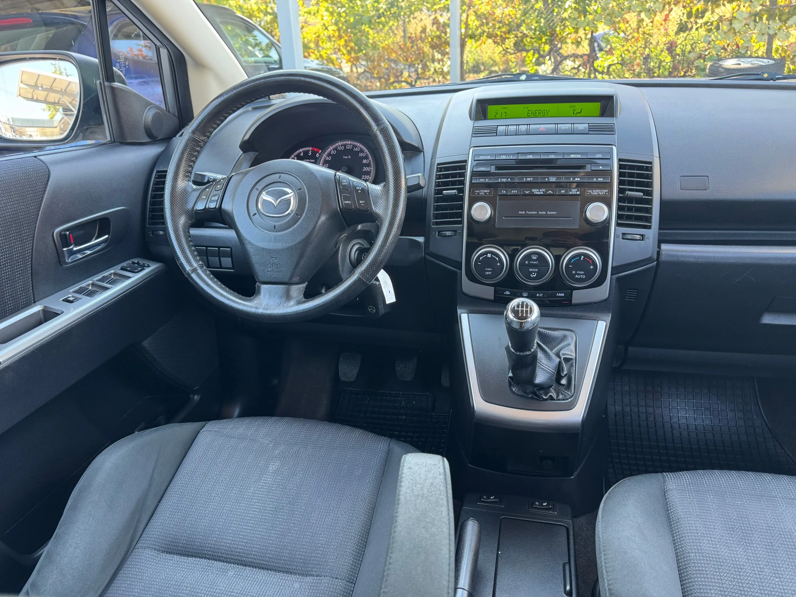Mazda 5 7 седалки, снимка 13 - Автомобили и джипове - 56561702