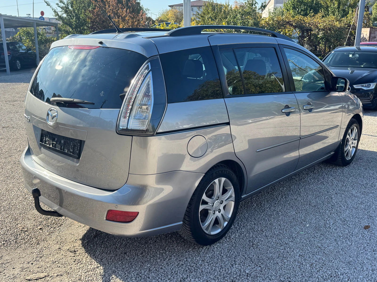 Mazda 5 7 седалки, снимка 4 - Автомобили и джипове - 56561702