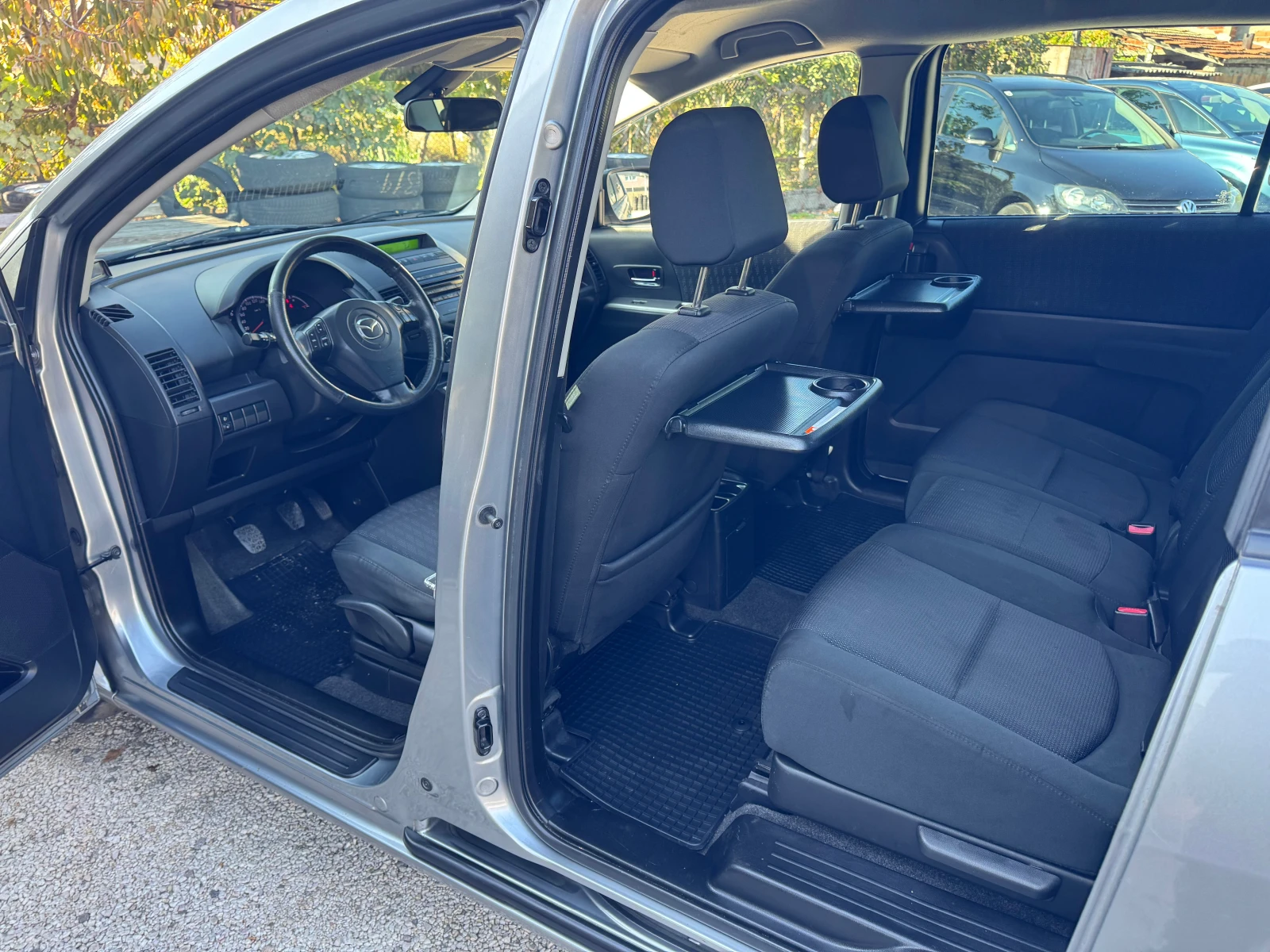 Mazda 5 7 седалки, снимка 17 - Автомобили и джипове - 56561702