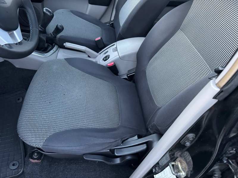 Mitsubishi L200 2.5did, снимка 10 - Автомобили и джипове - 52721500