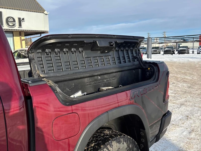 Dodge RAM 1500 * Rebel * CARFAX * БЕЗ ПЪРВОНАЧАЛНА ВНОСКА, снимка 10 - Автомобили и джипове - 53043999