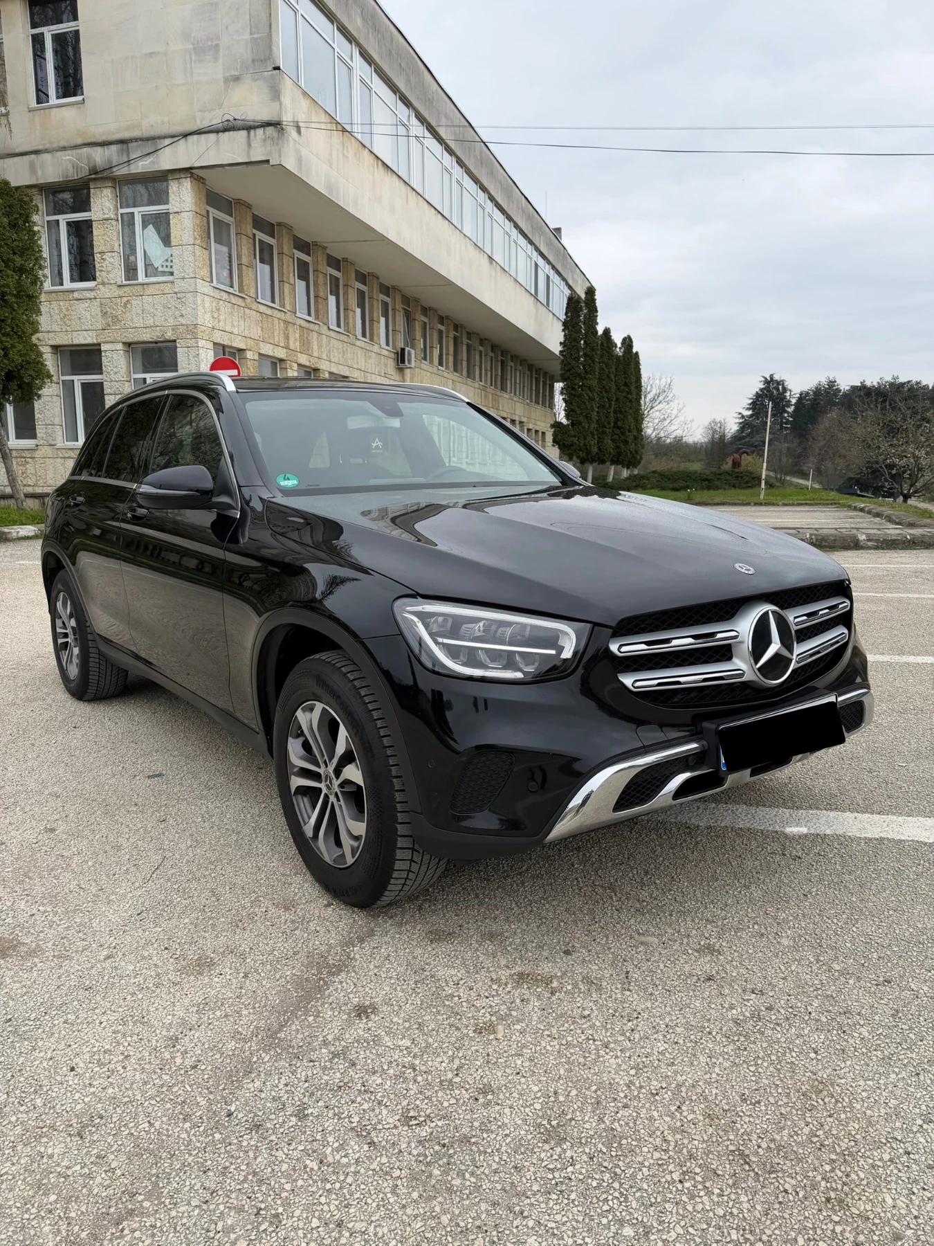 Mercedes-Benz GLC 220d 4MATIC G-TRONIC (194 Hp), снимка 3 - Автомобили и джипове - 53745673
