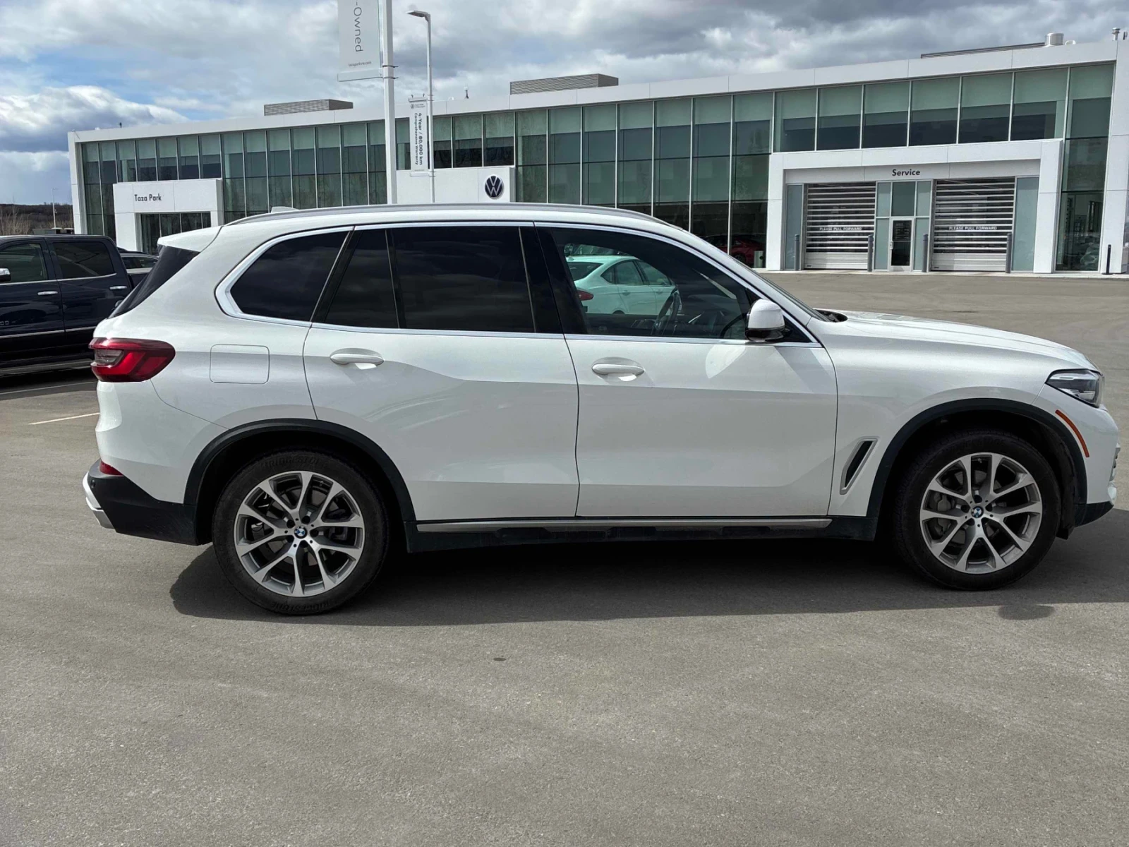 BMW X5 40i * CAR FAX * AВТО КРЕДИТ * , снимка 3 - Автомобили и джипове - 54198309