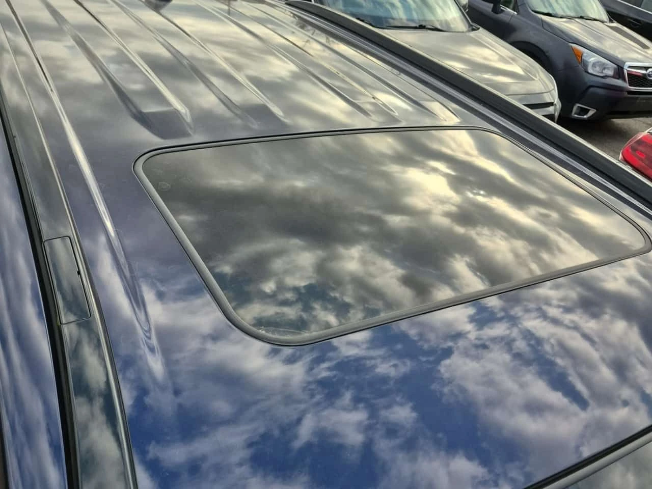 Toyota Rav4 * XLE * CARFAX * ПАНОРАМА * KEYLESS * ПОДГРЕВИ, снимка 12 - Автомобили и джипове - 54414235
