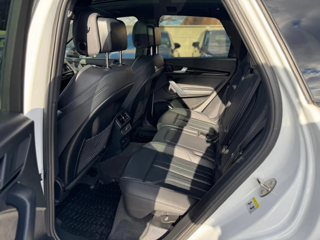 Audi Q5 45TFSI* S-LINE* BLACK OPTIC* DISTRONIC* �������� | Mobile.bg � ����������� 14
