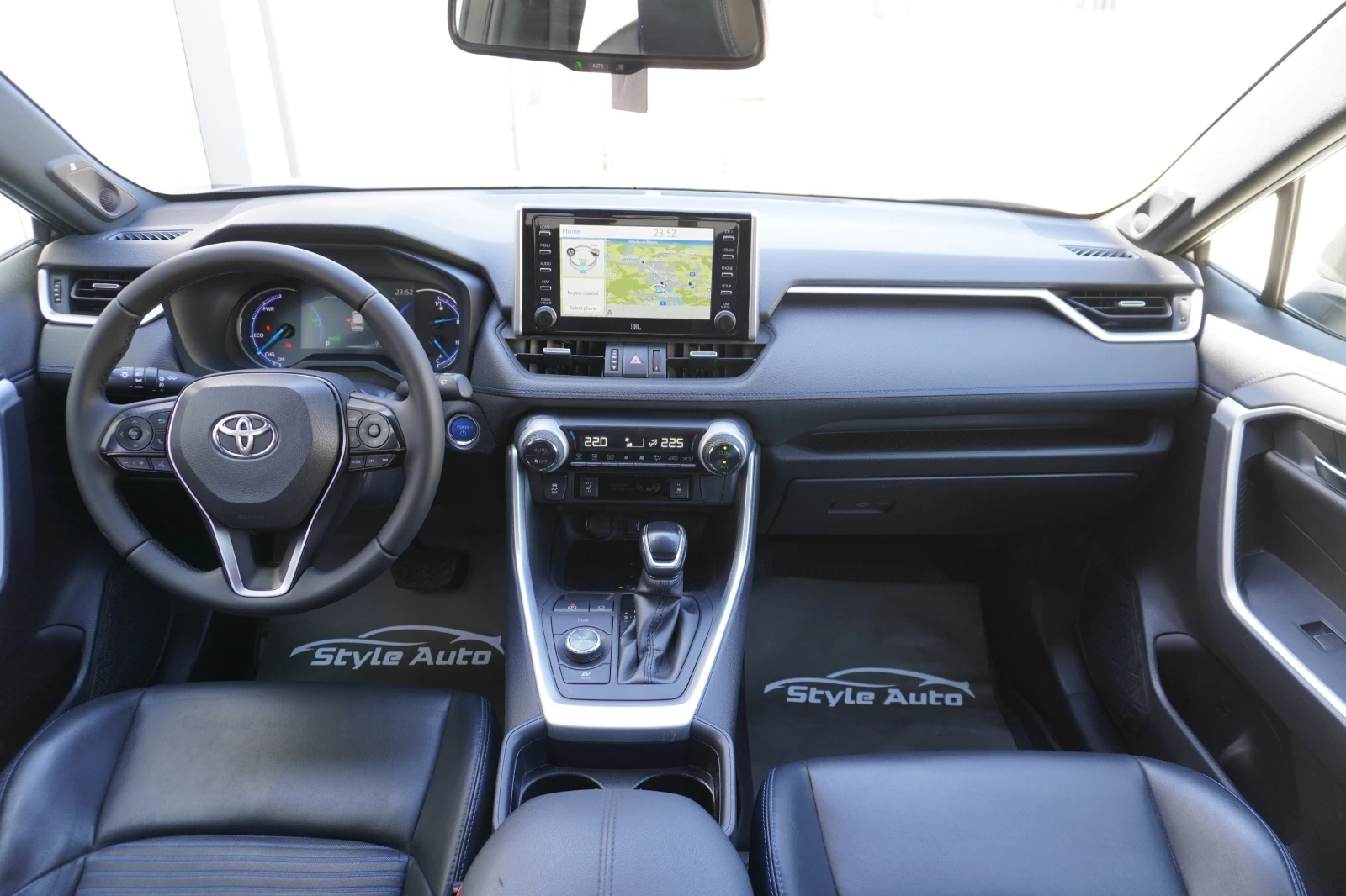 Toyota Rav4 2.5i Hybrid AWD-i, БЯЛА ПЕРЛА, EXCLUSIVE, DUAL TON, снимка 11 - Автомобили и джипове - 55230423