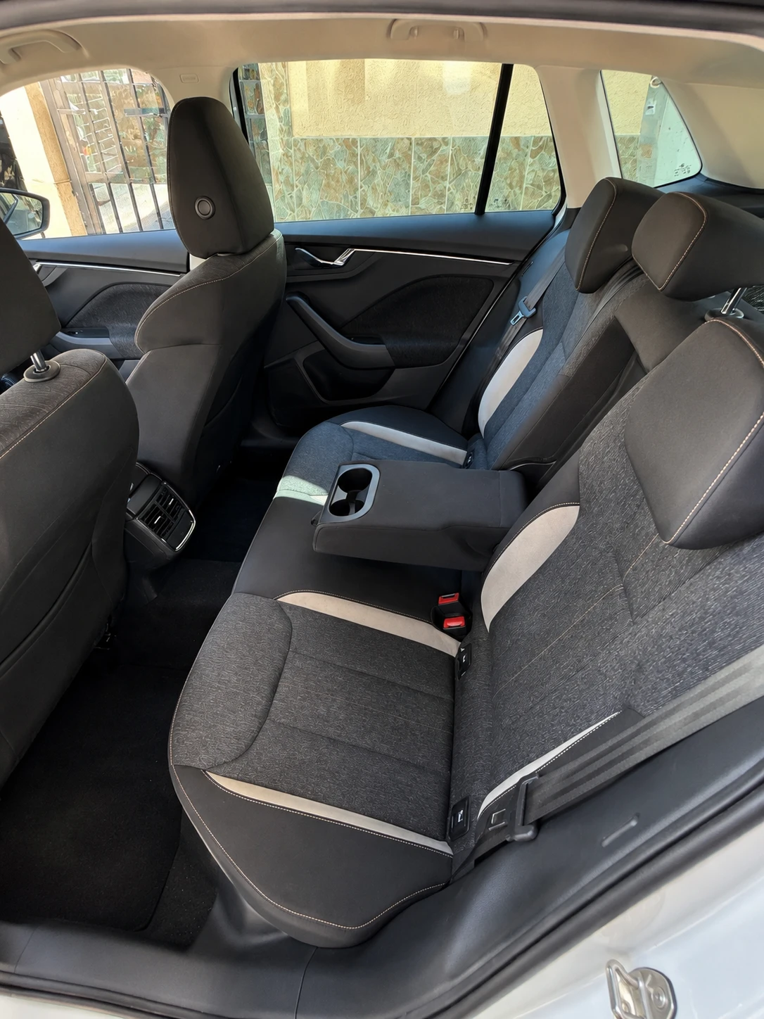 Skoda Kamiq Style 1.5 TSI / 7 DSG/ 150к.с, снимка 10 - Автомобили и джипове - 55586800
