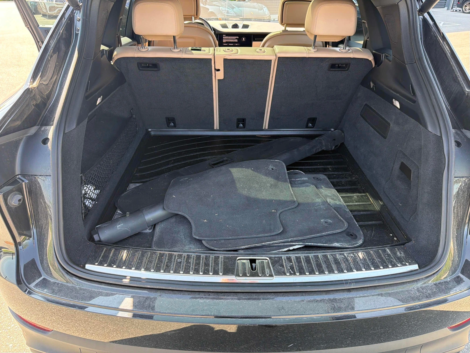 Porsche Cayenne * АВТОКРЕДИТ * ГЛАВНО ПРЕДСТАВИТЕЛСТВО НА PORSCHE, снимка 12 - Автомобили и джипове - 55884160