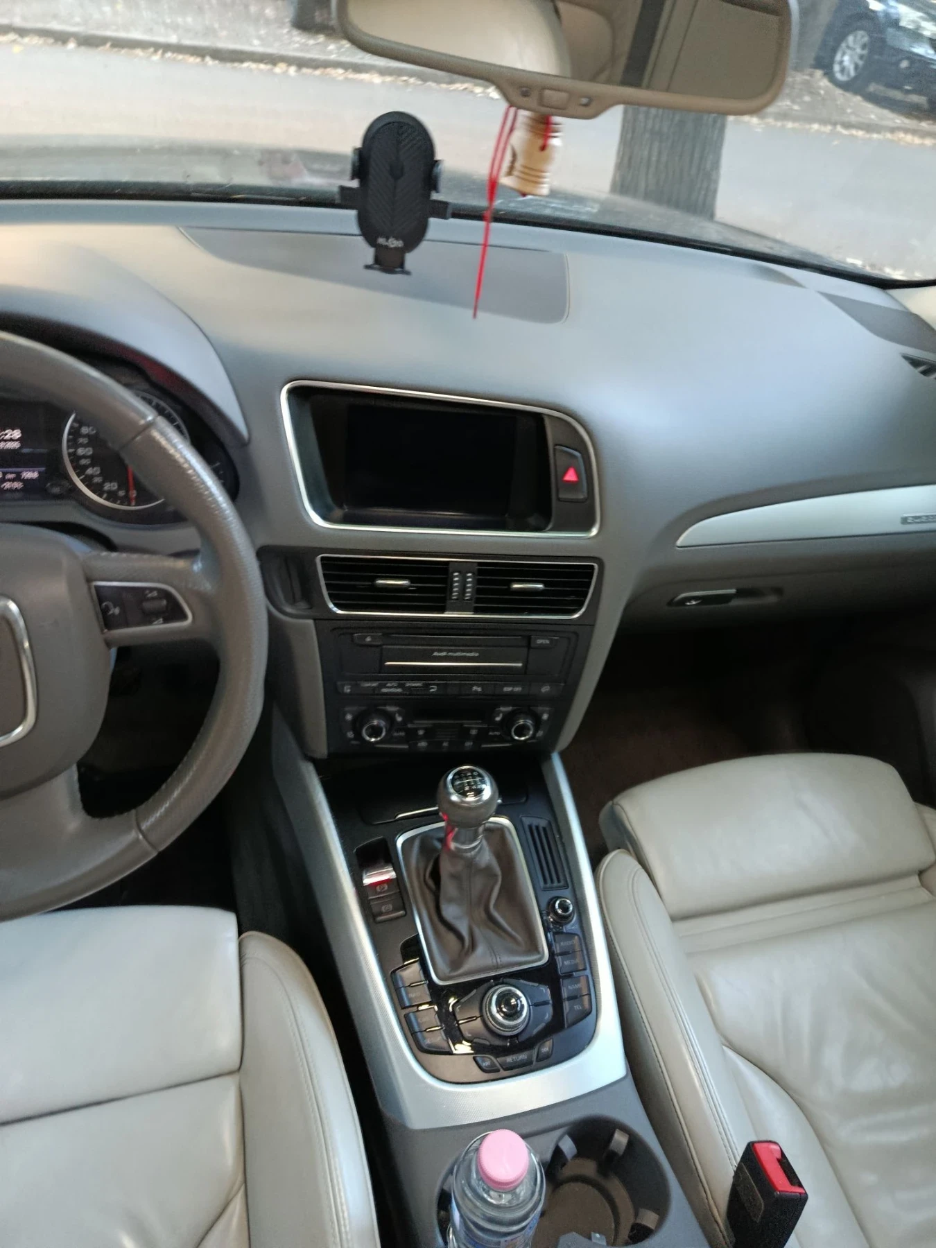Audi Q5, снимка 4 - Автомобили и джипове - 56572922