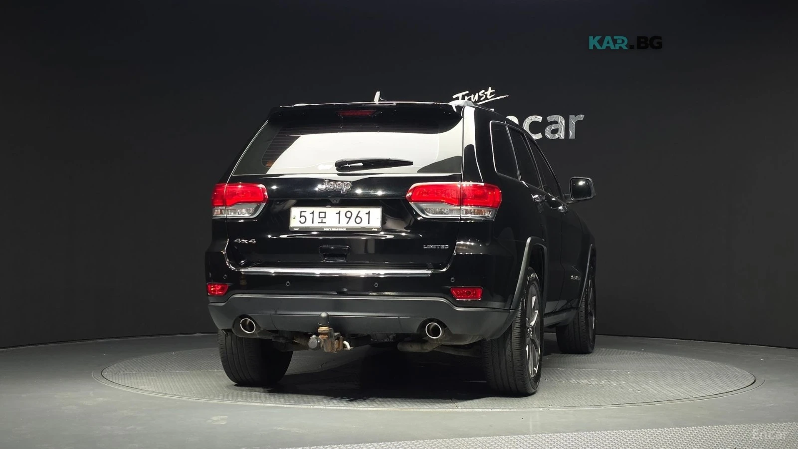 Jeep Cherokee LIMITED WK2* ПАНО* ОБДУХВАНЕ* НАВИ* КАМЕРИ* , снимка 4 - Автомобили и джипове - 56687421