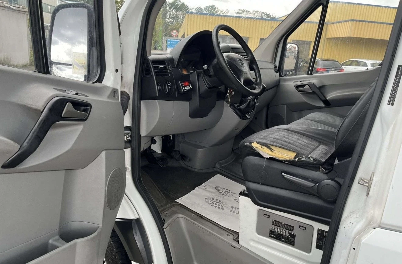Mercedes-Benz Sprinter 313, снимка 9 - Бусове и автобуси - 54957093