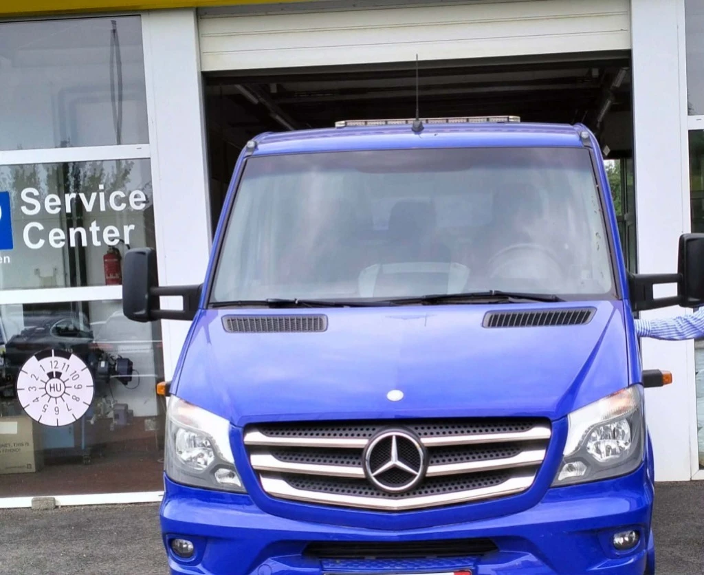 Mercedes-Benz Sprinter 513