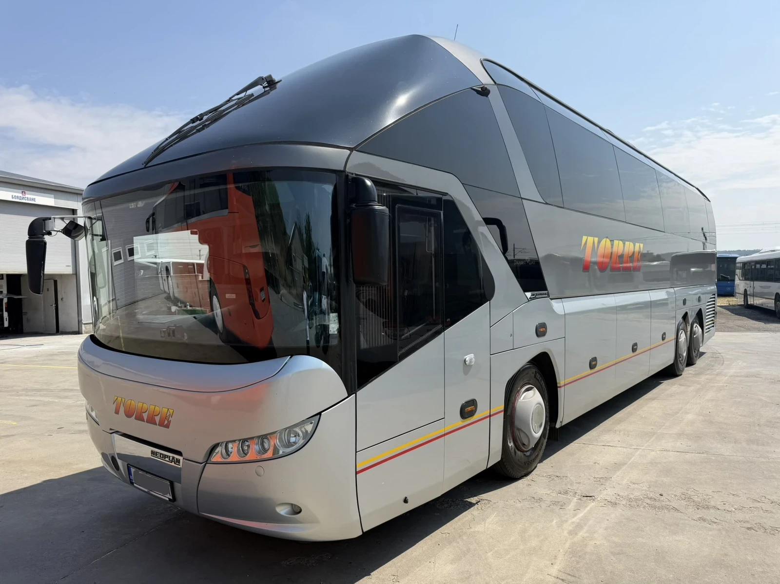Neoplan 516 SHD Starliner 13метра, снимка 2 - Бусове и автобуси - 55383290