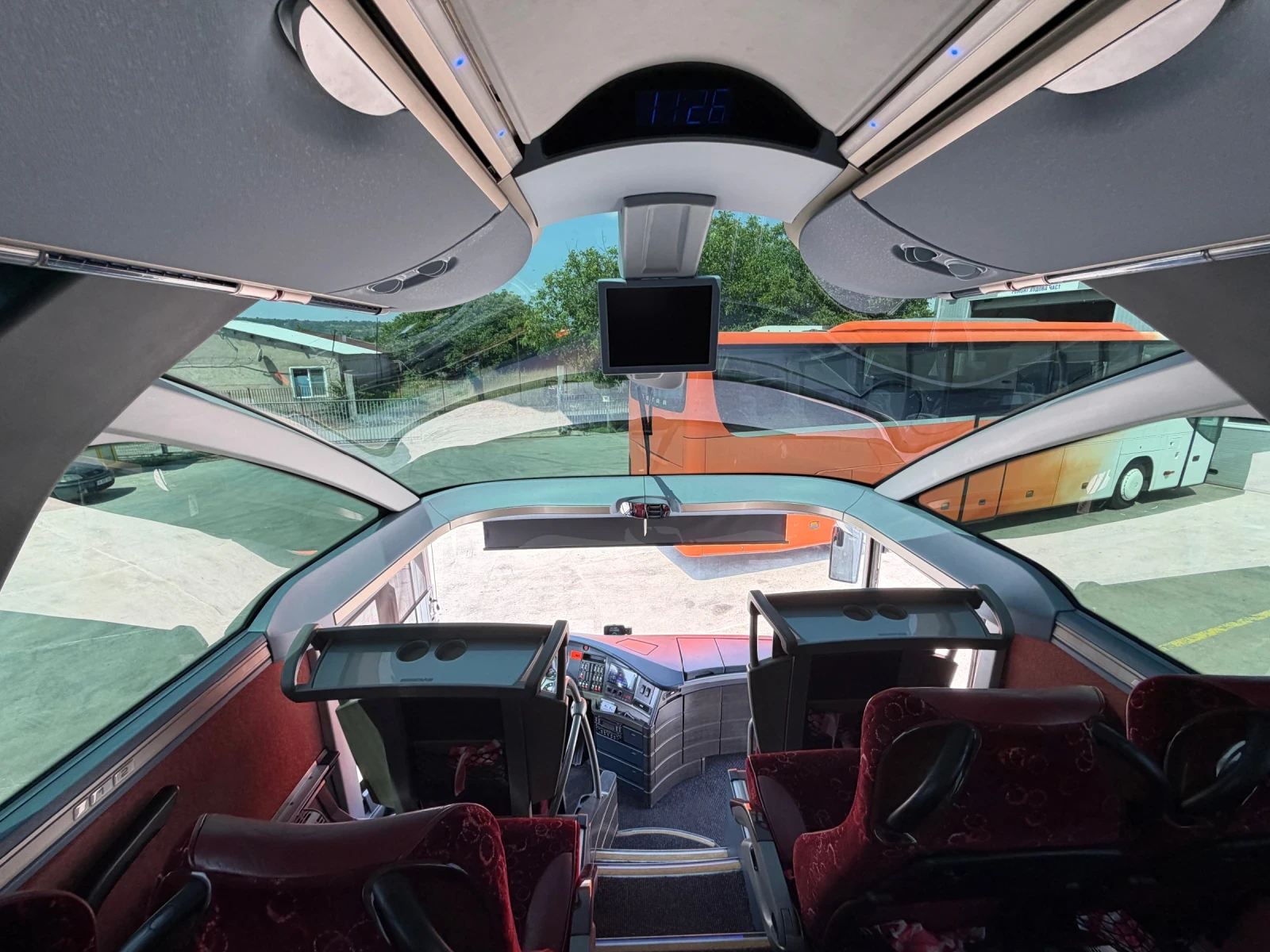Neoplan 516 SHD Starliner 13метра, снимка 6 - Бусове и автобуси - 55383290