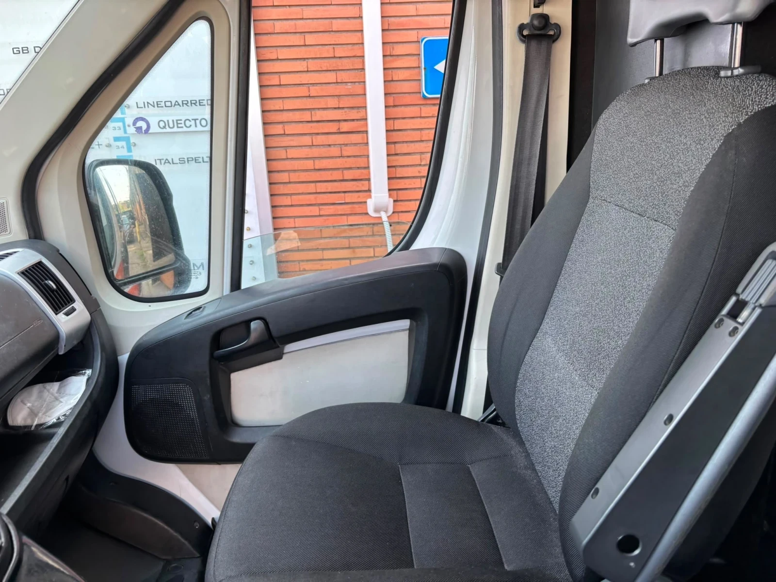 Fiat Ducato 2.3jtd 150hp* euro 6* NAVI* KLIMA * KAMERA* 7.2019, снимка 12 - Бусове и автобуси - 56211464
