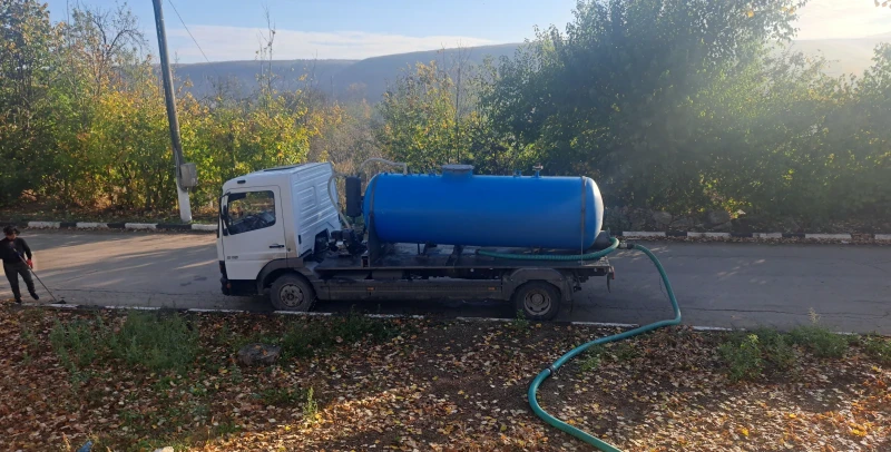 Mercedes-Benz Atego Фекалка, снимка 6 - Камиони - 52793076