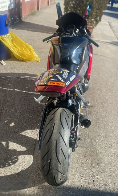 Honda Cbr 1000 RR, снимка 2 - Мотоциклети и мототехника - 53713795
