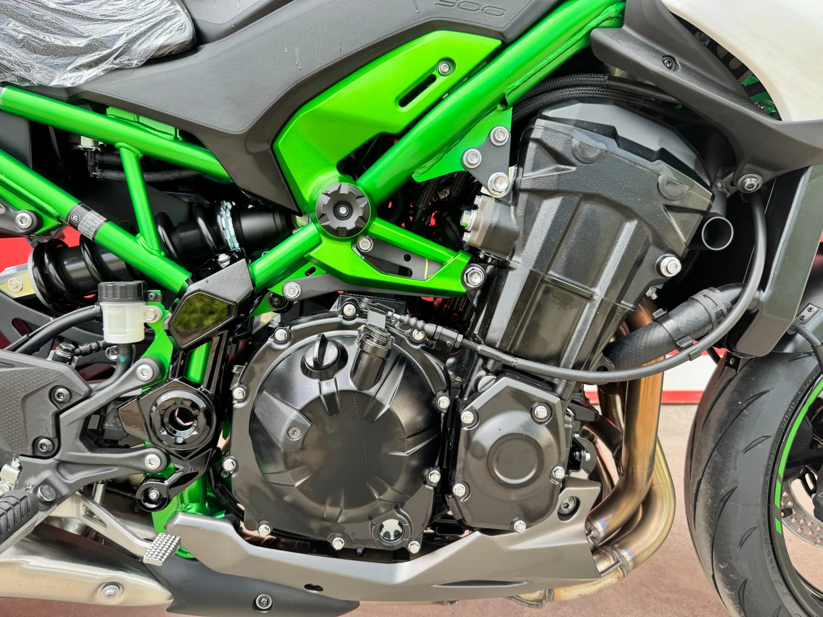 Kawasaki Z 900 ABS TC MODE 0KM NOV - изображение 6