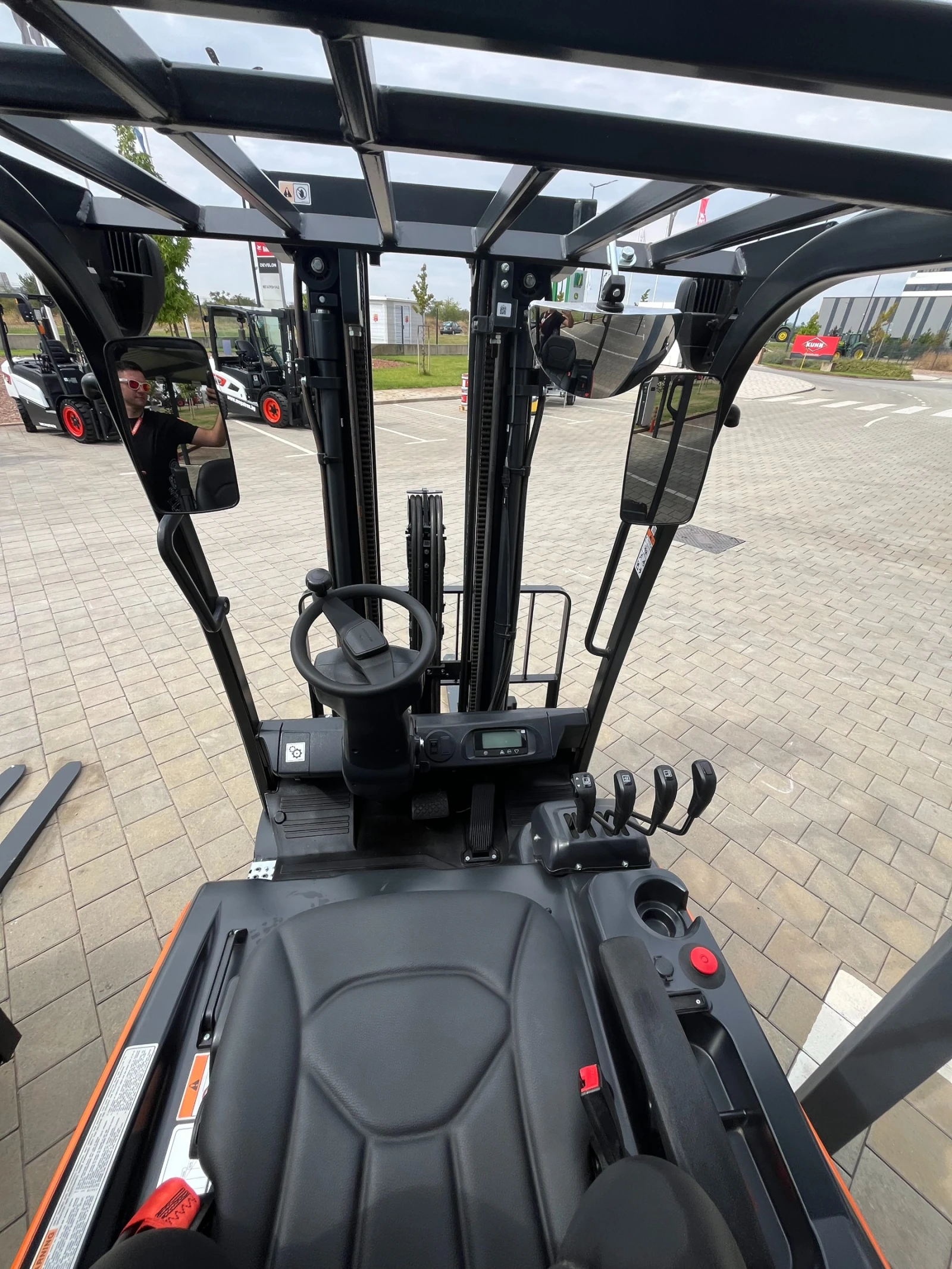 Електрокар Bobcat B18T-7, снимка 7 - Индустриална техника - 55665187