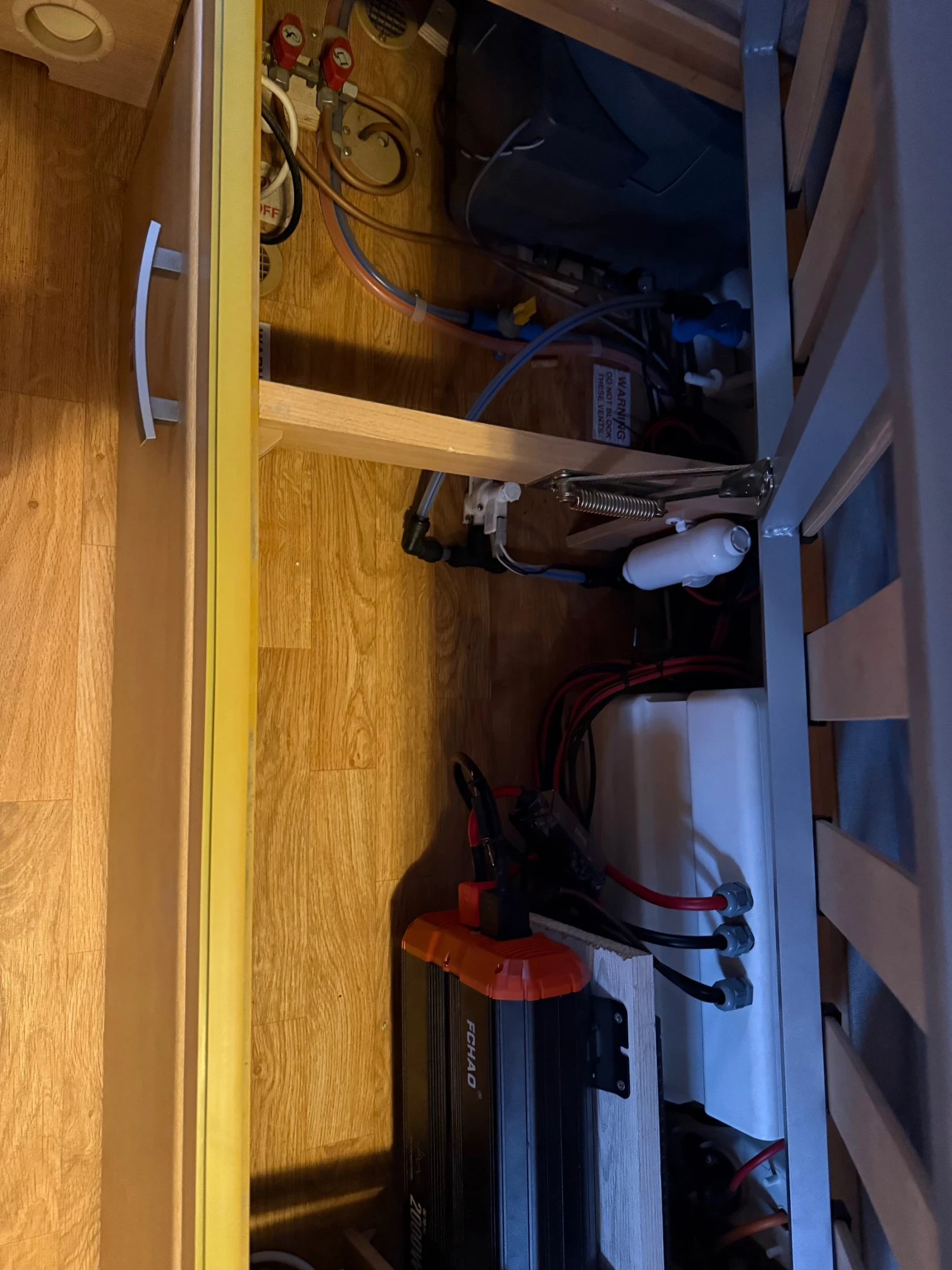  Lunar Ariva | Mobile.bg   11