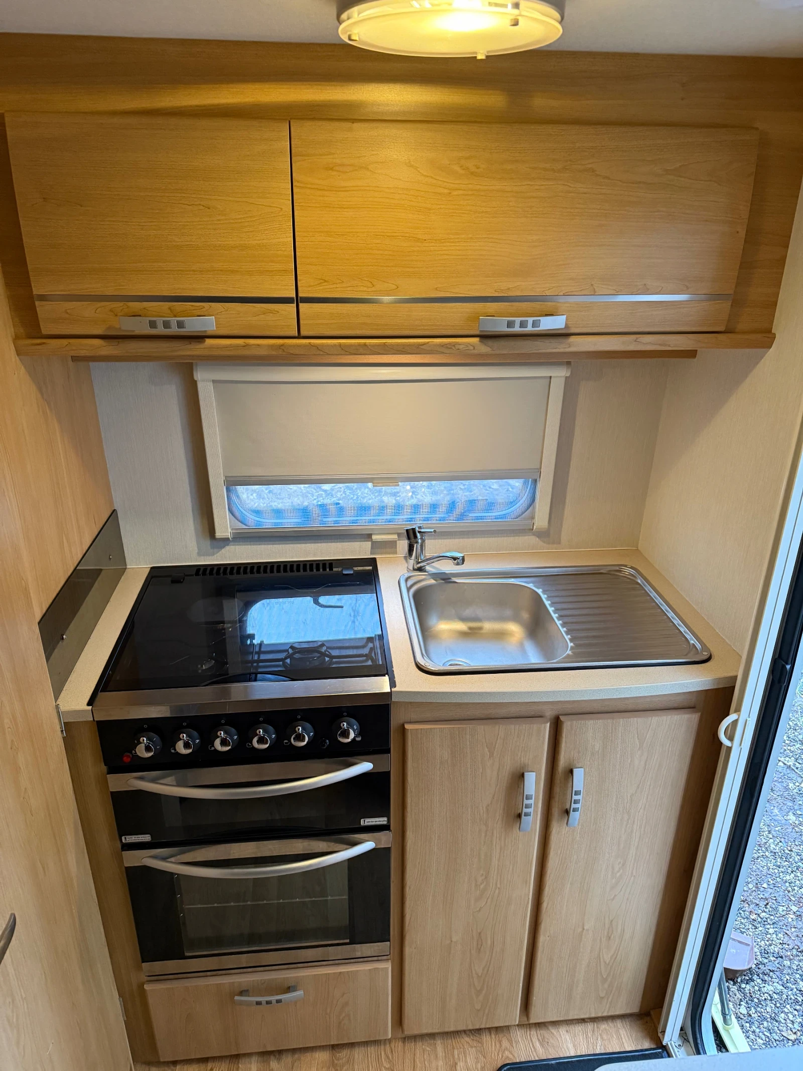 Каравана Други Lunar Ariva - изображение 6