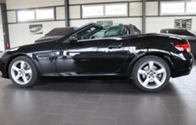 Mercedes-Benz SLC 200, снимка 15