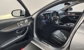 Mercedes-Benz E 300 4MATIC* AMG* FACELIFT* CARBON* ХЕДЪП* ОБДУХВАНЕ, снимка 8