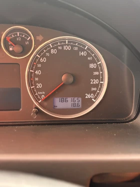 Обява за продажба на VW Sharan 1.8T /186 000km ~8 000 лв. - изображение 9