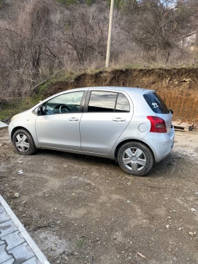 Toyota Yaris - 2500 € / 4889.57 лв. - 14633253 3