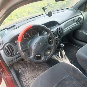 Renault Megane - 700 € / 1369.08 лв. - 11956539 13