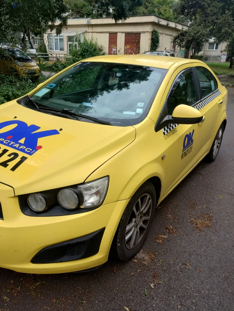 Chevrolet Aveo, снимка 3 - Автомобили и джипове - 47525666