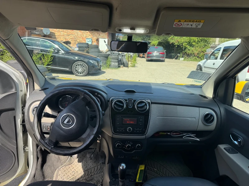 Dacia Lodgy 1.6 бензин/газ, снимка 7 - Автомобили и джипове - 52508021