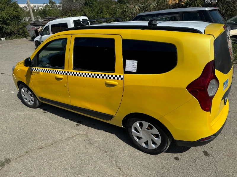 Dacia Lodgy 1.6 бензин/газ, снимка 5 - Автомобили и джипове - 52508021