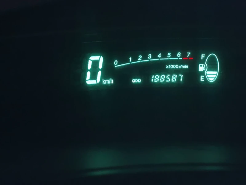 Toyota Yaris, снимка 11 - Автомобили и джипове - 51794668