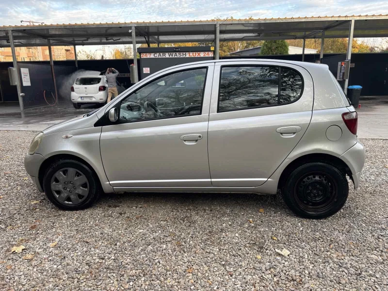 Toyota Yaris, снимка 4 - Автомобили и джипове - 51794668