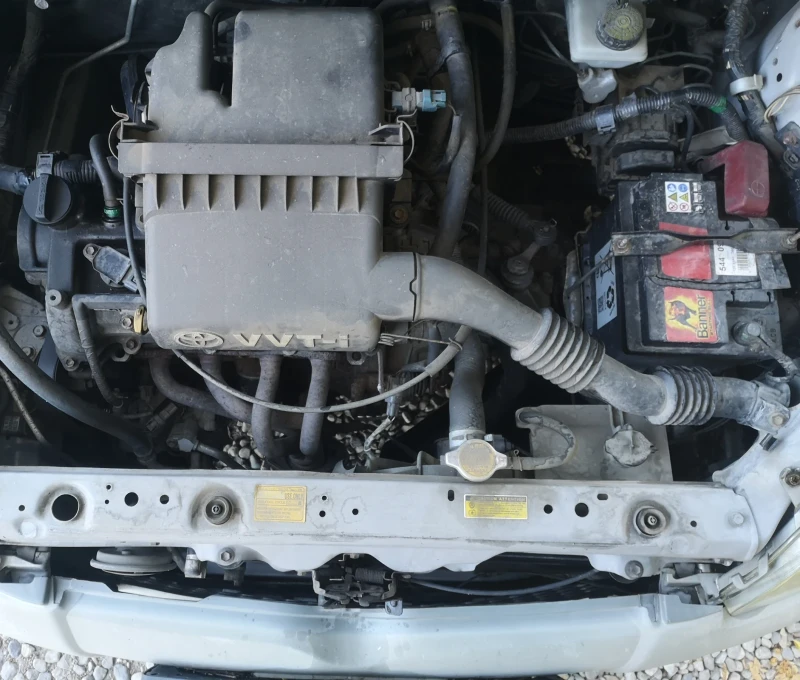 Toyota Yaris, снимка 12 - Автомобили и джипове - 51794668