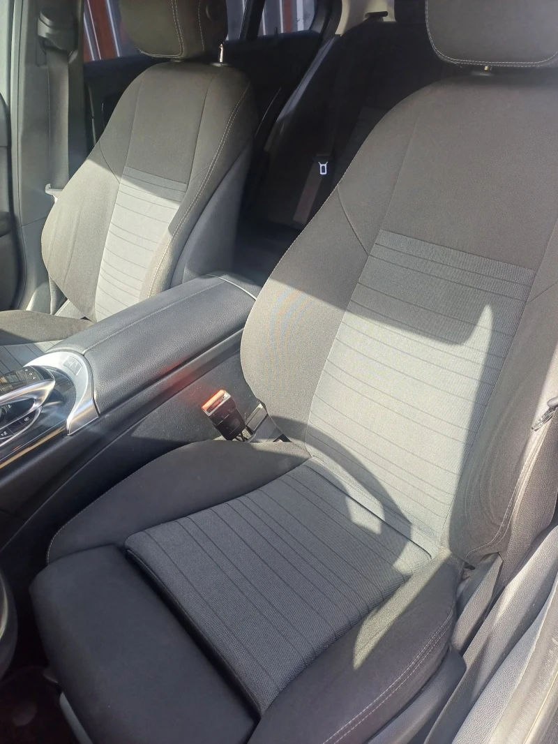 Mercedes-Benz C 180 W205, снимка 12 - Автомобили и джипове - 51950329