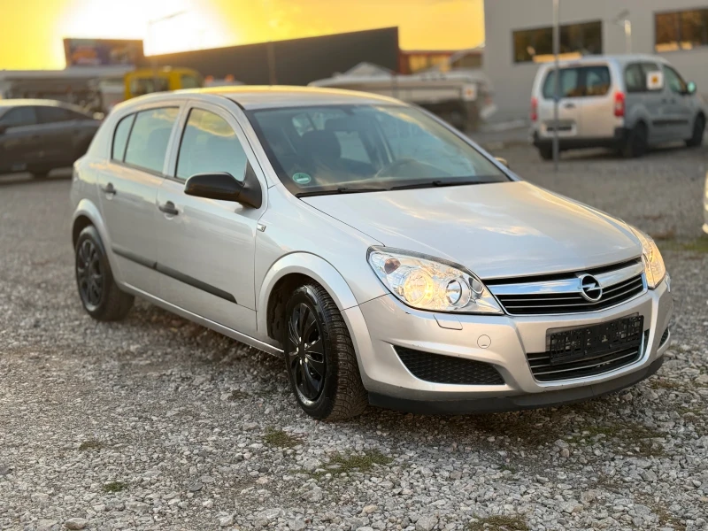 Opel Astra 1.4 бензин * * * * КАТО НОВА * * * * , снимка 3 - Автомобили и джипове - 52310115