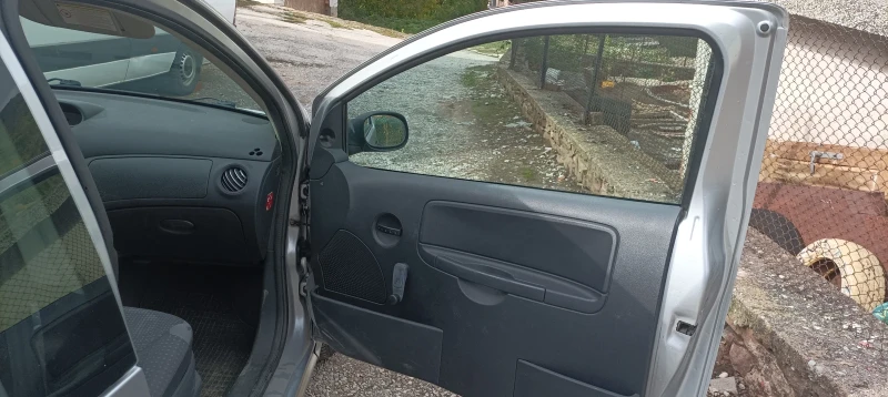 Citroen C2, снимка 6 - Автомобили и джипове - 52471712